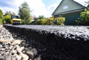 В Хабаровском крае ремонтируют участок подъездной дороги к селу Дружба