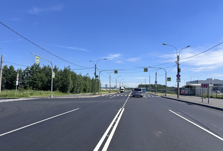 Санкт-Петербург: отремонтирован участок улицы Автозаводской в поселке Шушары